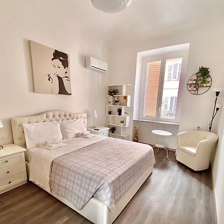 Apartamento Nido Della Regina Turín Exterior foto