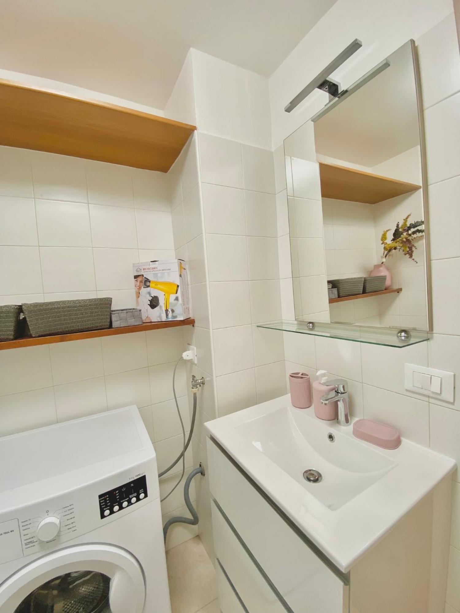 Apartamento Nido Della Regina Turín Exterior foto